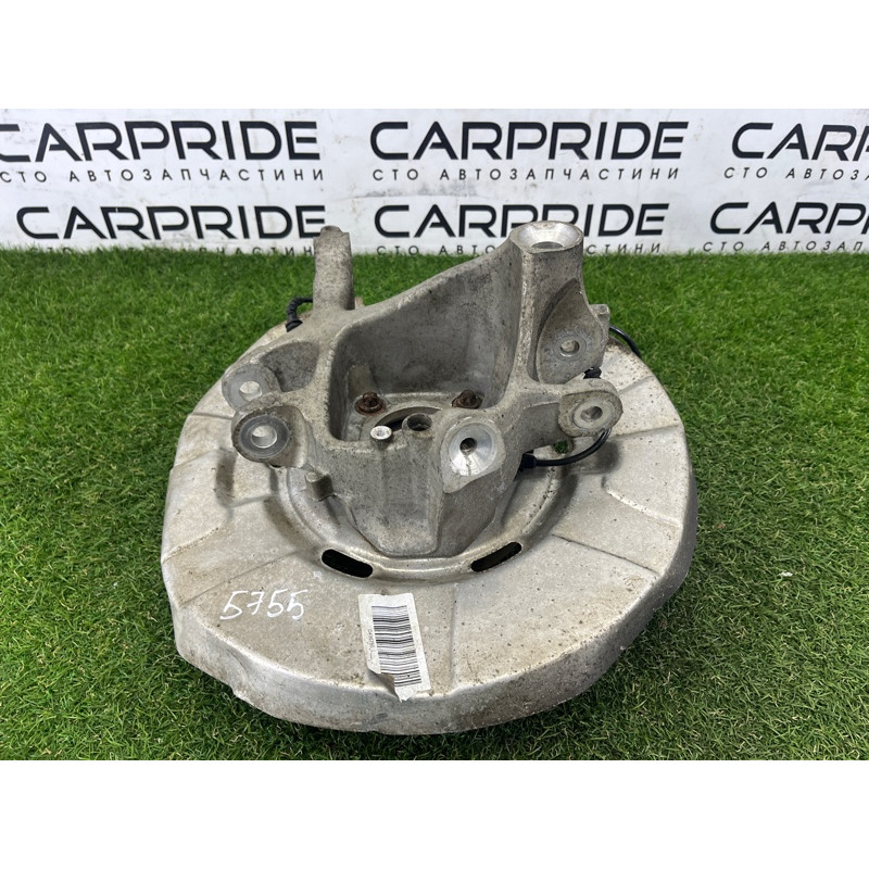 Цапфа подвески (подвеска) BMW 7-series F02 2011 4.4 N63 33326796497