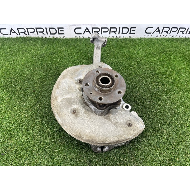 Поворотный кулак (подвеска) AUDI A4 B8 2012 2.0 CAEB 8K0407253AA