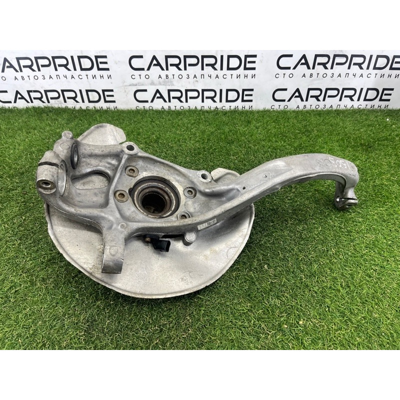 Поворотный кулак (подвеска) AUDI A4 B8 2012 2.0 CAEB 8K0407253AA