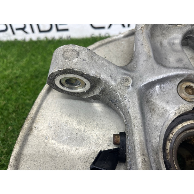 Поворотный кулак (подвеска) AUDI A4 B8 2012 2.0 CAEB 8K0407253AA