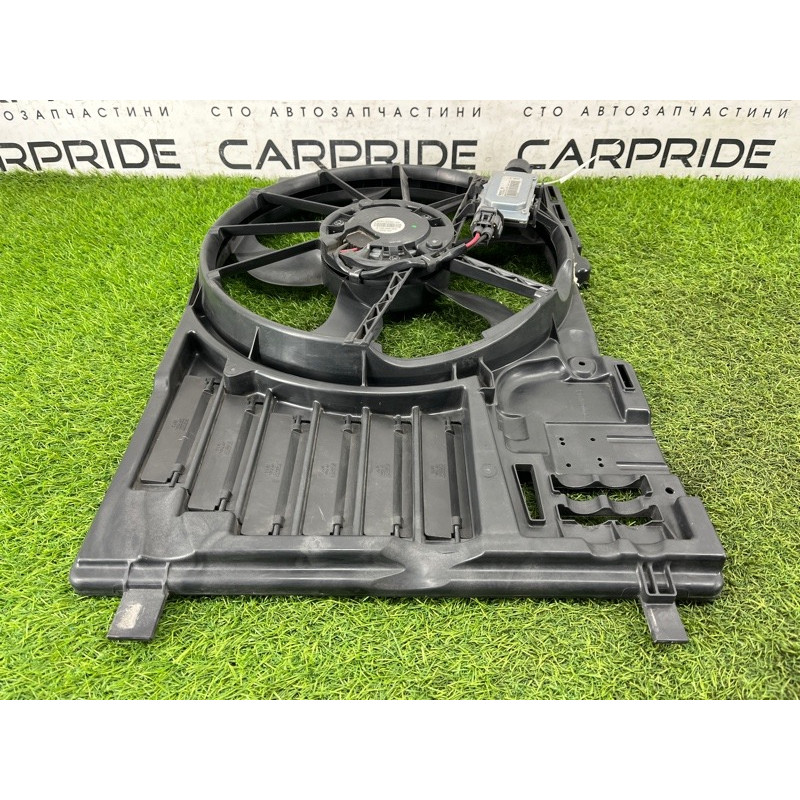 Вентилятор охлаждения радиатора (система охлаждения) FORD ESCAPE MK3 2014 1.6 CV6Z8C607Q