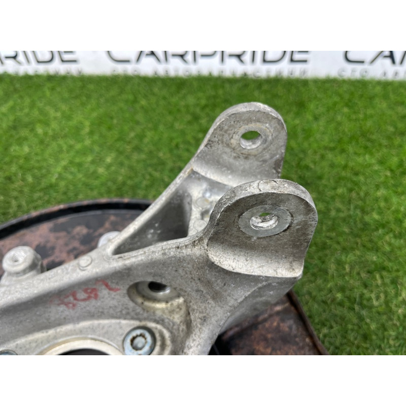 Цапфа подвески (подвеска) Volkswagen Touareg NF 2013 3.6 7P0505436B