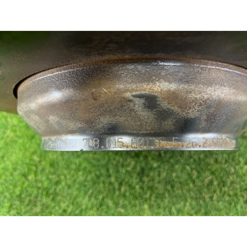 Тормозной диск (тормозная система) Volkswagen Touareg NF 2013 3.6 7L8615601C