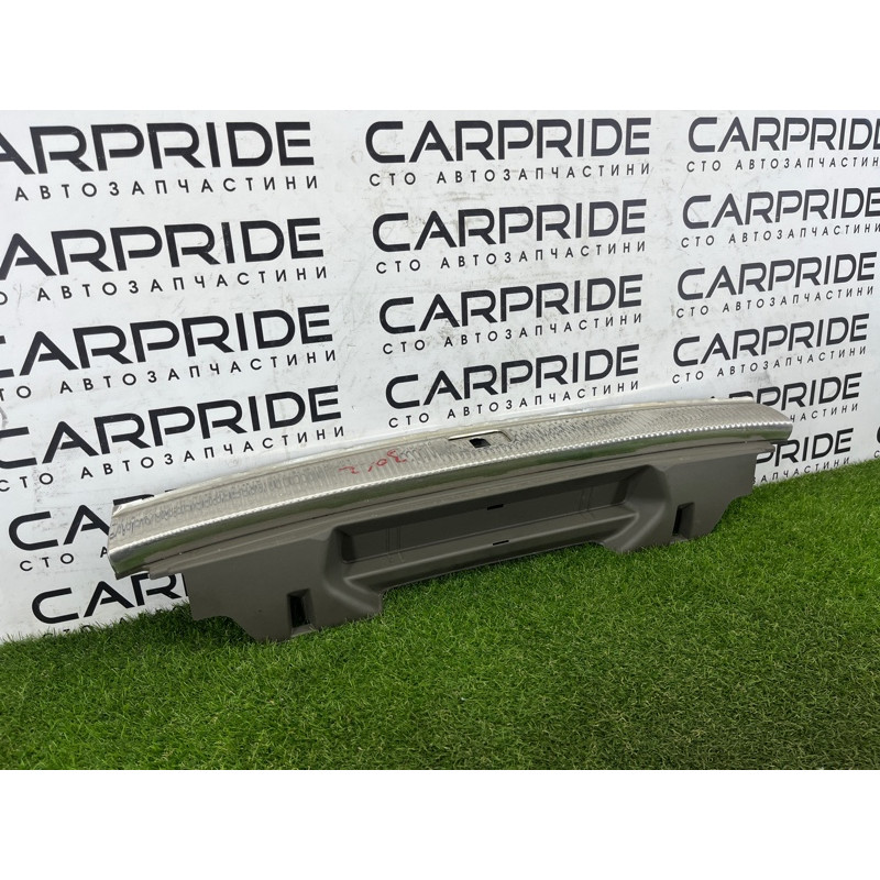 Накладка замка кришки багажника (салон) AUDI Q5 8R 2012 3.2 CALB 8R0864483CL91