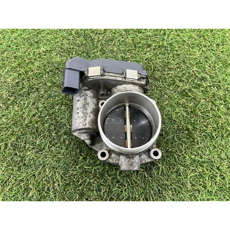 Дроссельная заслонка (электрика двигателя) BMW 7-series F02 2011 4.4 N63 13547555944