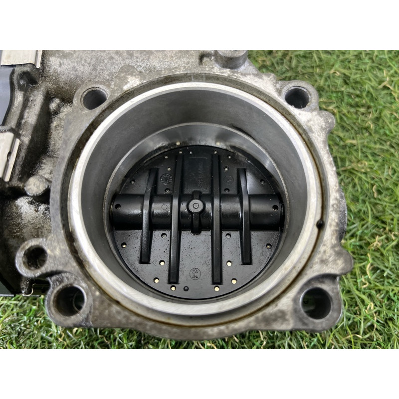 Дроссельная заслонка (электрика двигателя) BMW 7-series F02 2011 4.4 N63 13547555944