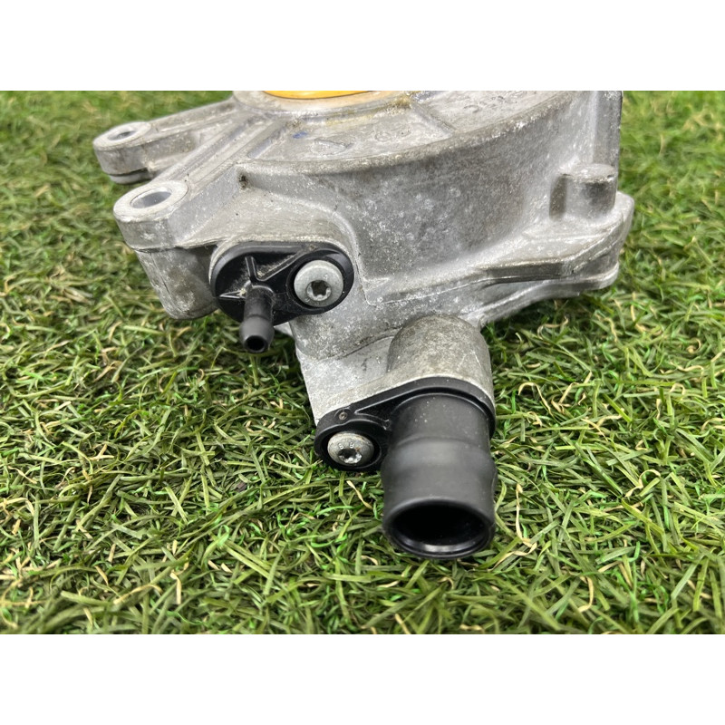 Вакуумный насос (тормозная система) BMW 7-series F02 2011 4.4 N63 11668605976