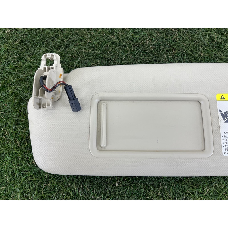 Козырек солнцезащитный (салон) AUDI A4 B8 2012 2.0 CAEB 8K0857551L9T0