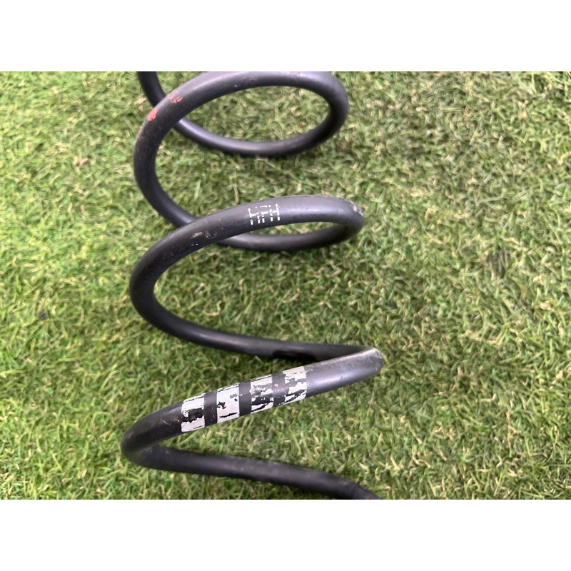 Пружина подвески (подвеска) AUDI A4 B8 2012 2.0 CAEB 8K0511115DE