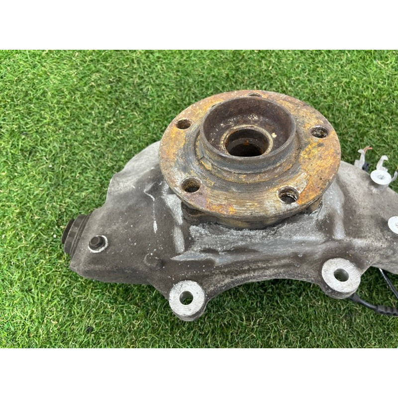 Поворотный кулак (подвеска) BMW 7-series F02 2011 4.4 N63 31216777749