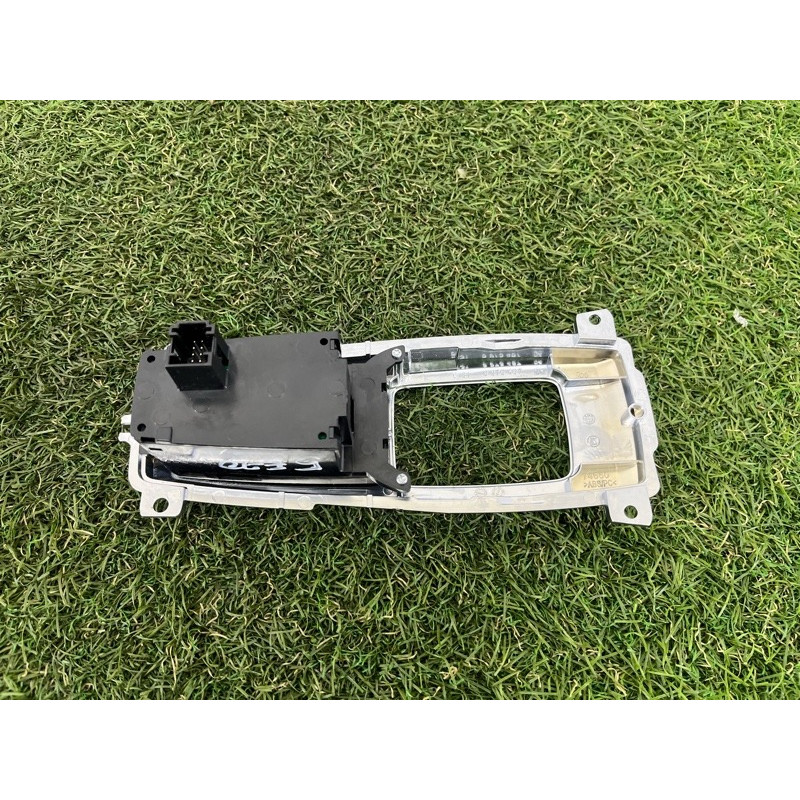 Кнопка стояночного тормоза (электрика / кнопки) BMW X5 E70 2011 3.0 N57 61319148508