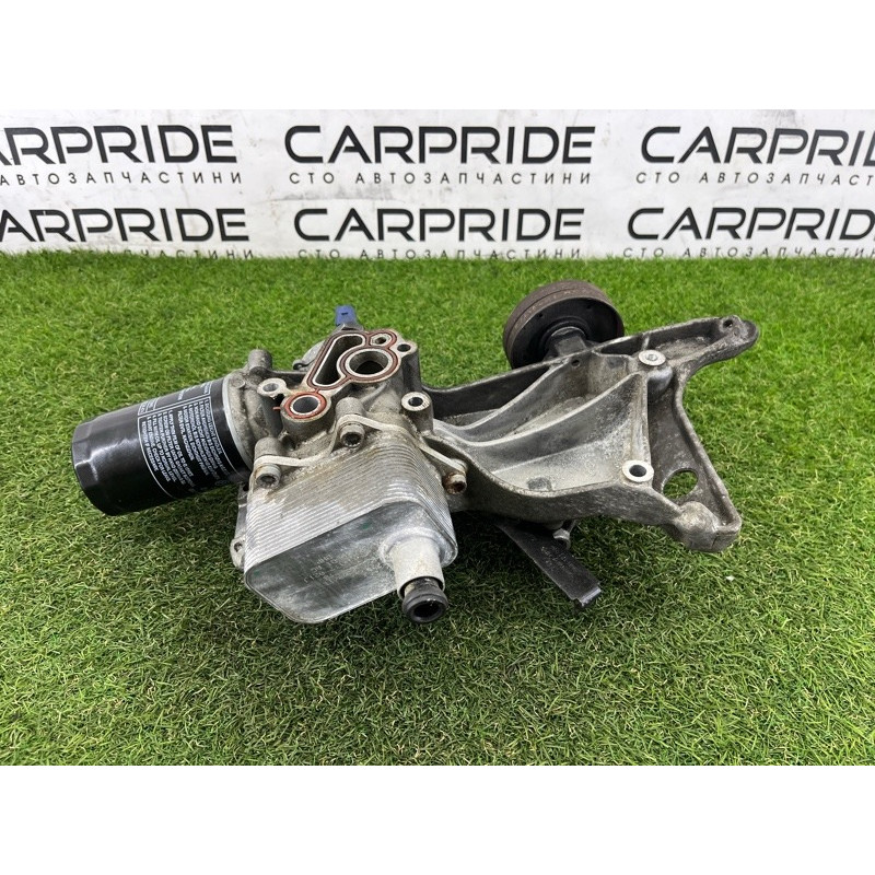 Корпус масляного фильтра (двигатель и элементы) AUDI A4 B8 2012 2.0 CAEB 06H903143H