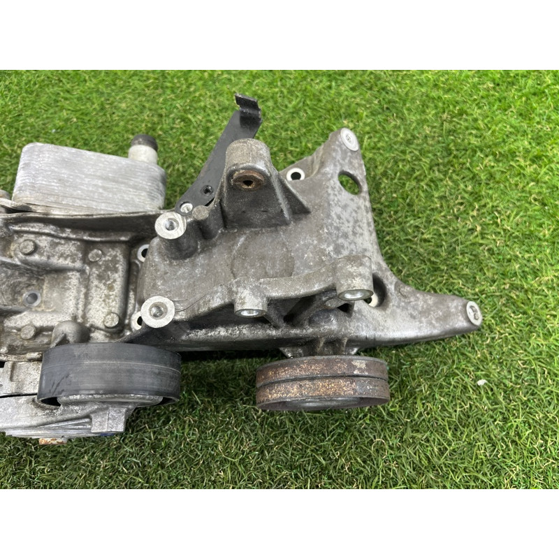 Корпус масляного фильтра (двигатель и элементы) AUDI A4 B8 2012 2.0 CAEB 06H903143H