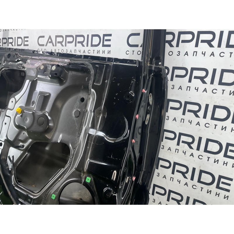 Дверь голая (наружные элементы кузова) Toyota Highlander XU20 6700448070