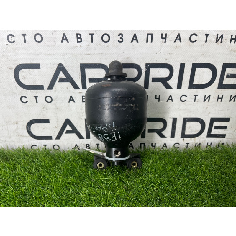 Гидроаккумулятор подвески (подвеска) BMW 7-series E38 1996 M60B40 37211090631