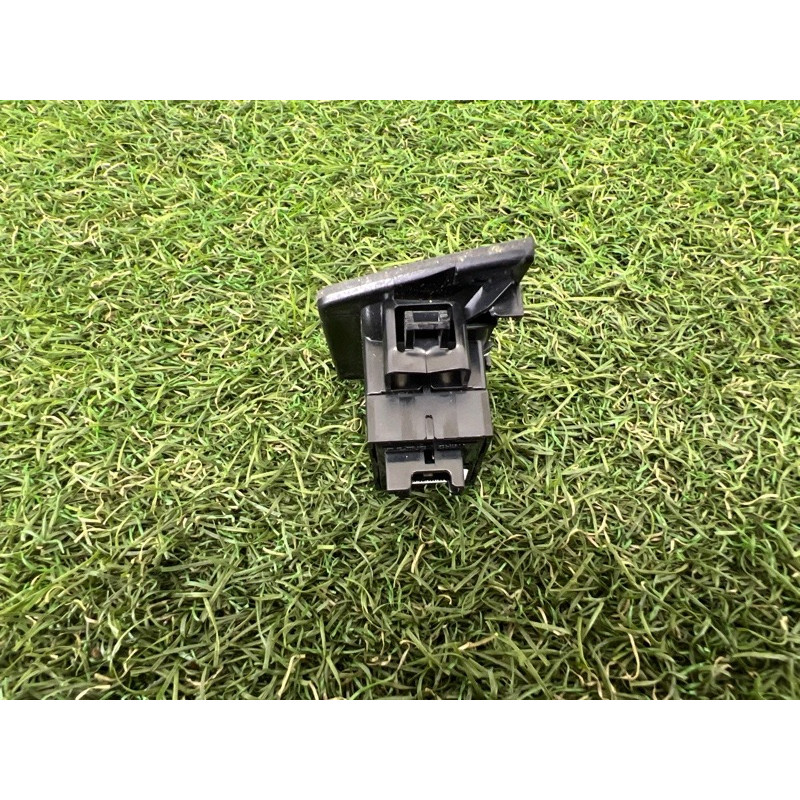 Кнопка стеклоподъемника (электрика / кнопки) BMW 5-series F10 2013 N47D20 61319241949