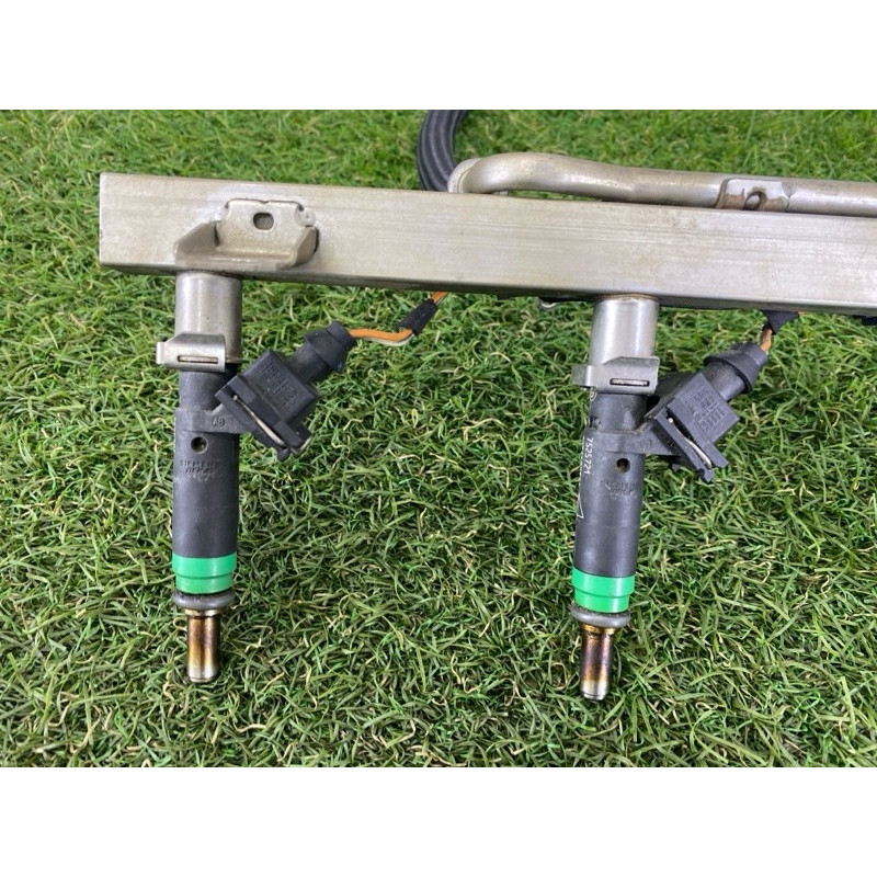 Топливная рампа (топливная система) BMW X5 E70 2009 4.8 N62N 13537555761