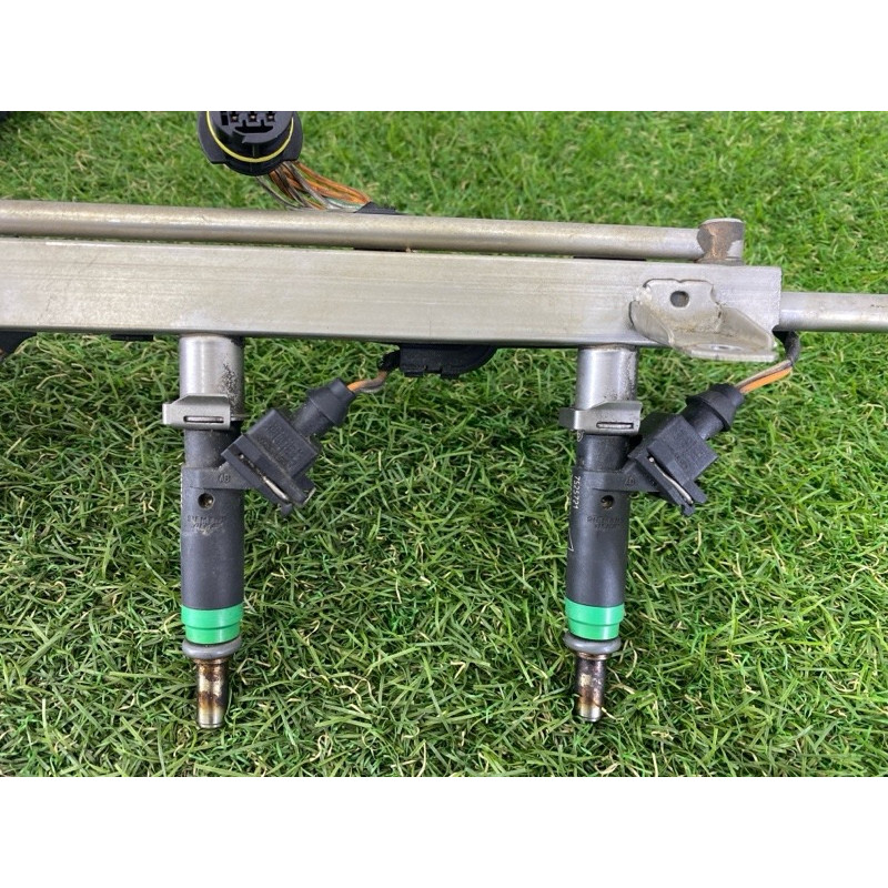 Топливная рампа (топливная система) BMW X5 E70 2009 4.8 N62N 13537555761