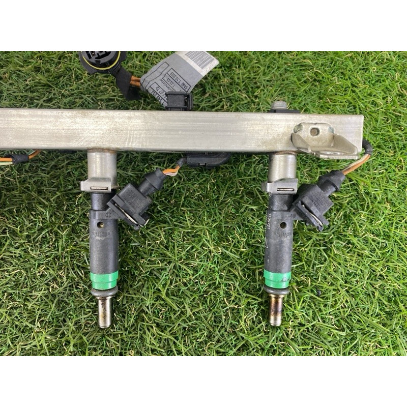 Топливная рампа (топливная система) BMW X5 E70 2009 4.8 N62N 13537555761