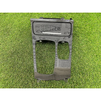 Декоративная накладка центральной консоли