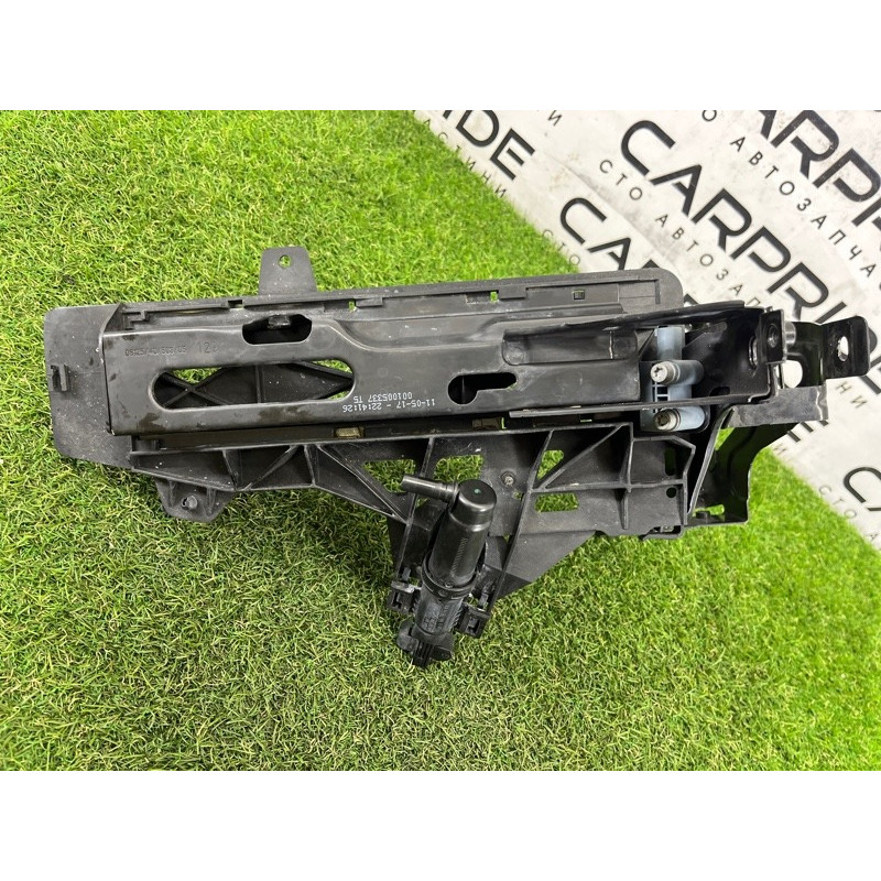 Кронштейн фары (кузов и элементы) BMW 5-series Gran Turismo F07 2011 3.0 N55B30 51647200777