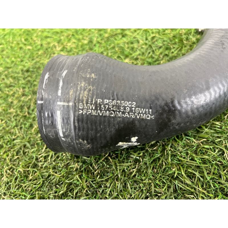 Патрубок интеркулера (двигатель и элементы) BMW 7-series F02 2011 4.4 N63 13717575408