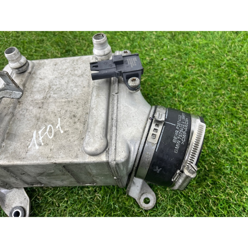 Интеркулер (система охлаждения) BMW 7-series F02 2011 4.4 N63 13717575405