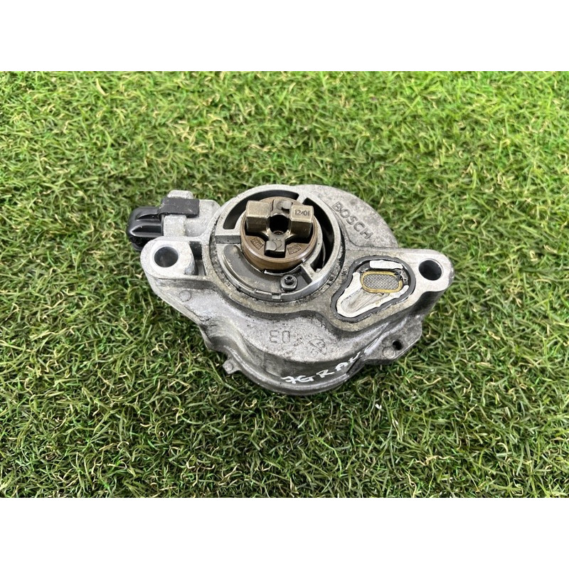 Вакуумный насос (тормозная система) Jeep Grand Cherokee WK2 2014 3.0 Diesel EXF 68148184AA