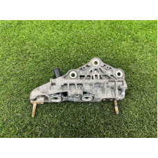 Кронштейн радиатора EGR