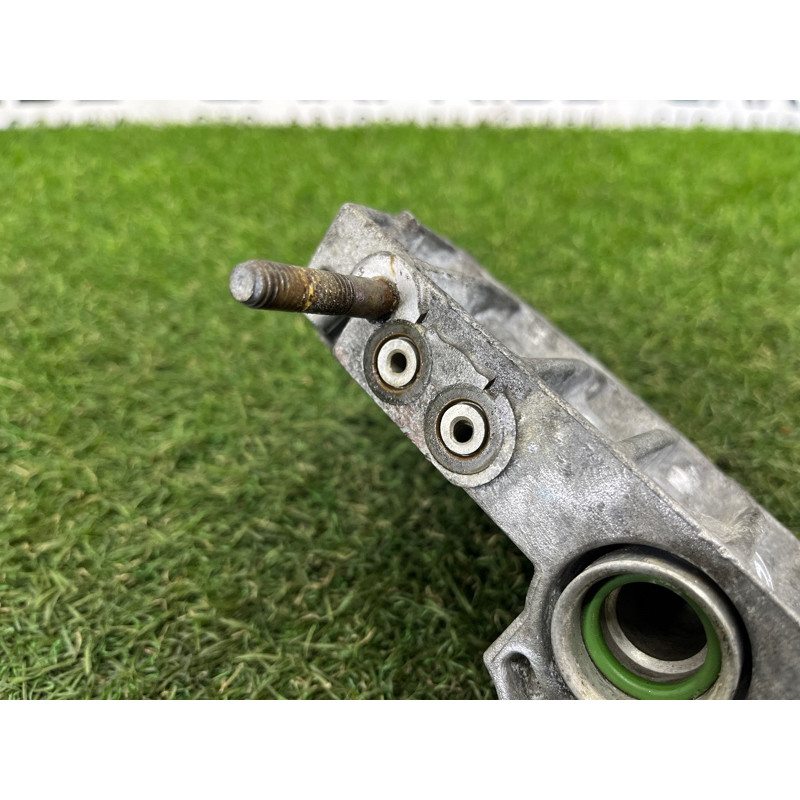 Кронштейн радиатора EGR (кронштейны двигателя) Jeep Grand Cherokee WK2 2014 3.0 Diesel EXF 68211313AA