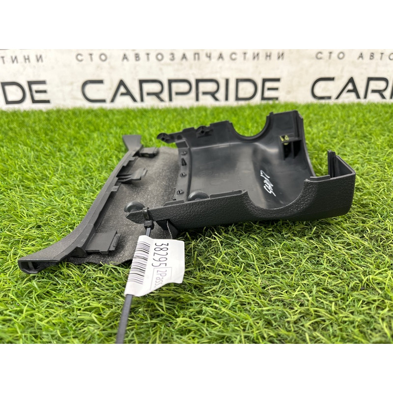 Кожух рульової колонки верхній (салон) Volkswagen Passat B7 2014 1.8 561858565