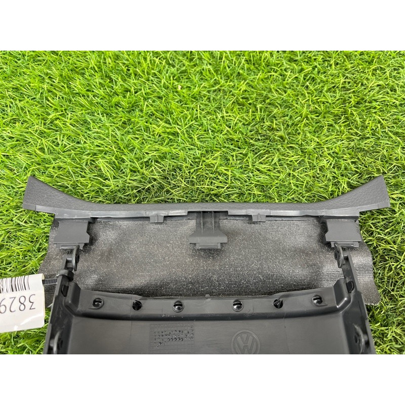 Кожух рульової колонки верхній (салон) Volkswagen Passat B7 2014 1.8 561858565