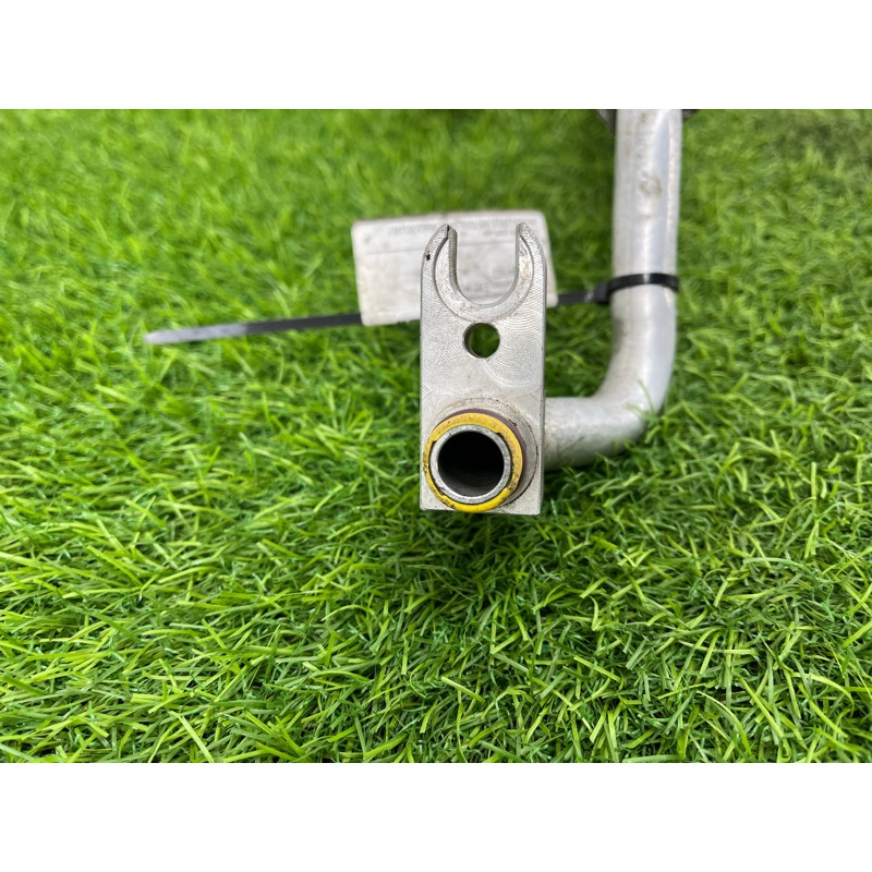 Трубка кондиционера (отопление и кондиционирование) BMW 5-series E60 M54b30 645323498211