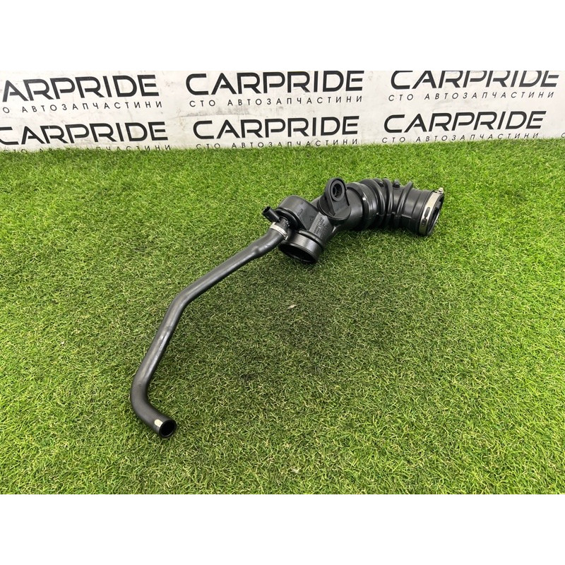 Патрубок воздушного фильтра (впускная система) Jeep Grand Cherokee WK2 2014 3.0 Diesel EXF 68088275AB