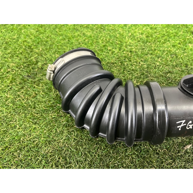 Патрубок воздушного фильтра (впускная система) Jeep Grand Cherokee WK2 2014 3.0 Diesel EXF 68088275AB