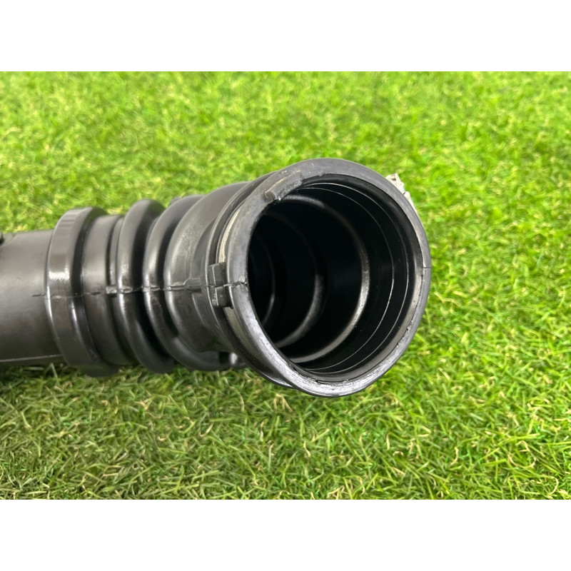 Патрубок воздушного фильтра (впускная система) Jeep Grand Cherokee WK2 2014 3.0 Diesel EXF 68088275AB