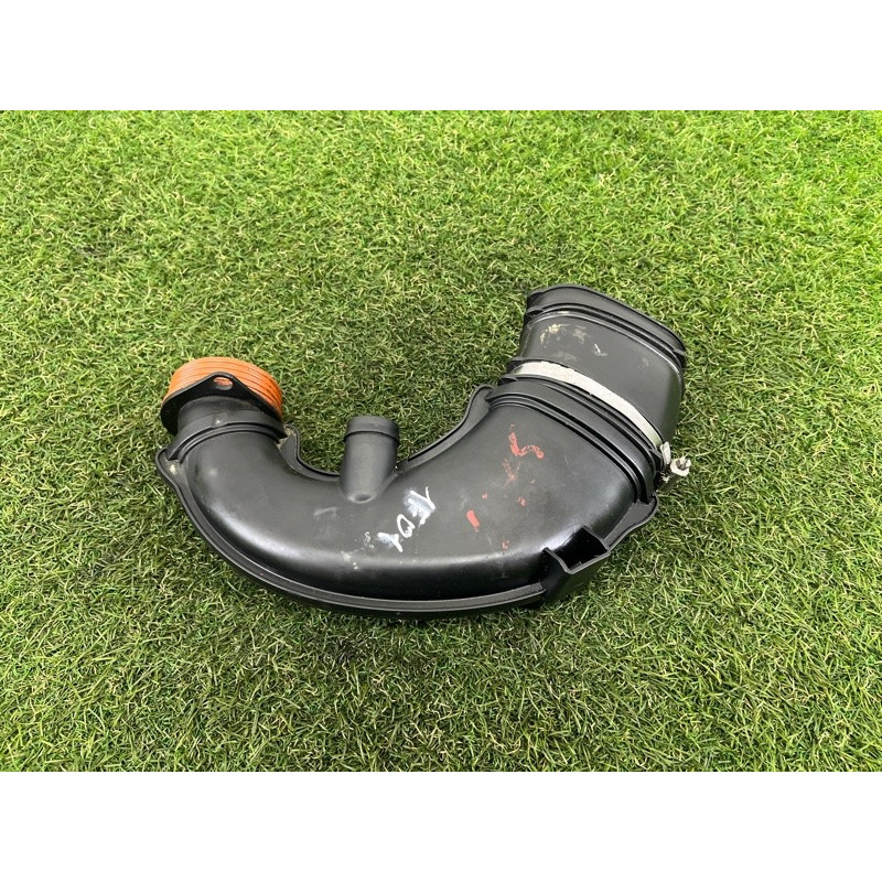 Патрубок воздушного фильтра (впускная система) BMW 7-series F02 2011 4.4 N63 13717577452