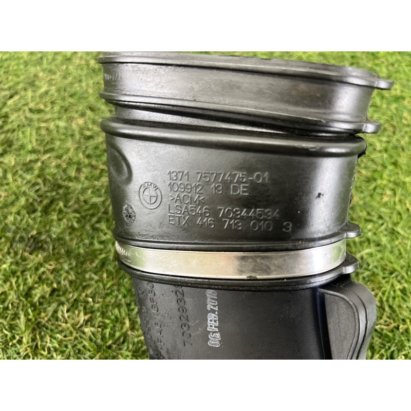 Патрубок воздушного фильтра (впускная система) BMW 7-series F02 2011 4.4 N63 13717577452