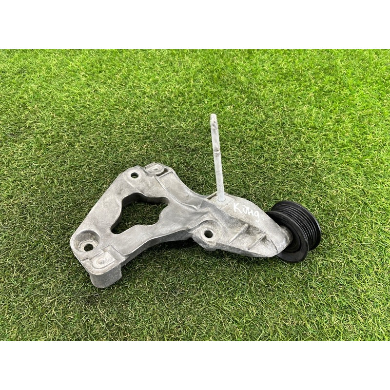 Кронштейн компрессора кондиционера (кронштейны двигателя) Jeep Grand Cherokee WK2 2014 3.0 Diesel EXF VMMT03