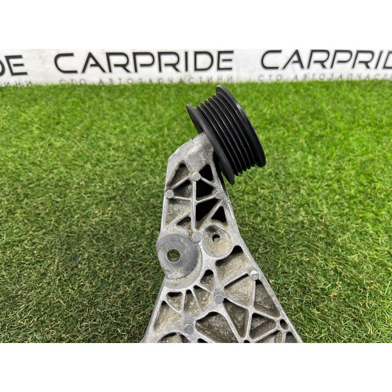 Кронштейн компрессора кондиционера (кронштейны двигателя) Jeep Grand Cherokee WK2 2014 3.0 Diesel EXF VMMT03