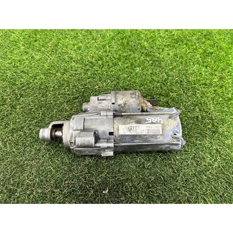 Стартер (электрика) AUDI Q5 8R 2012 3.2 CALB 079911022
