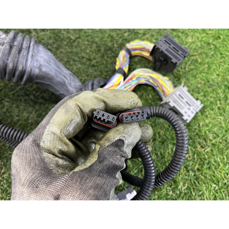 Проводка моторная (электрика двигателя) BMW 7-series F02 2011 4.4 N63 12517619579