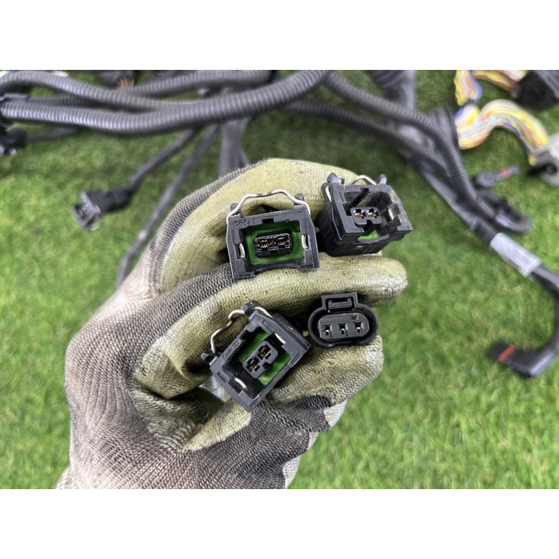 Проводка моторная (электрика двигателя) BMW 7-series F02 2011 4.4 N63 12517619579