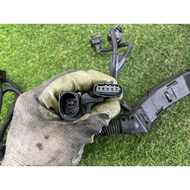 Проводка моторная (электрика двигателя) BMW 7-series F02 2011 4.4 N63 12517619579