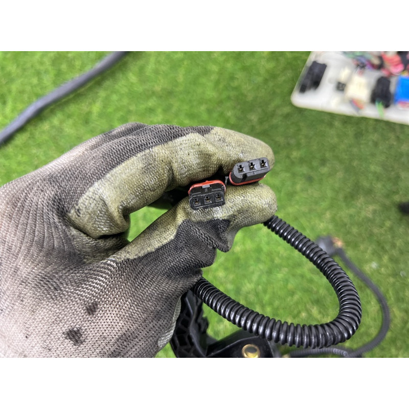 Проводка моторная (электрика двигателя) BMW 7-series F02 2011 4.4 N63 12517619579