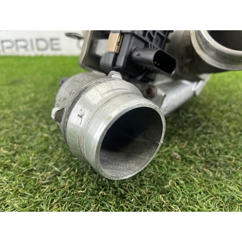 Турбина (выпускная система) Jeep Grand Cherokee WK2 2014 3.0 Diesel EXF 68211213AA