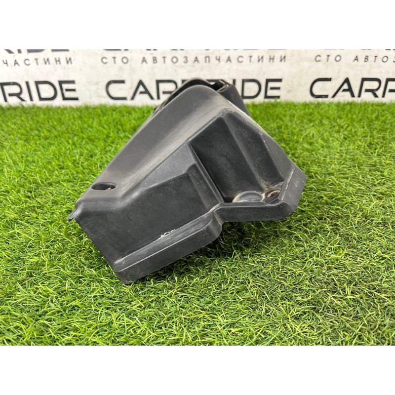 Корпус воздушного фильтра (впускная система) BMW 5-series E39 13717785082