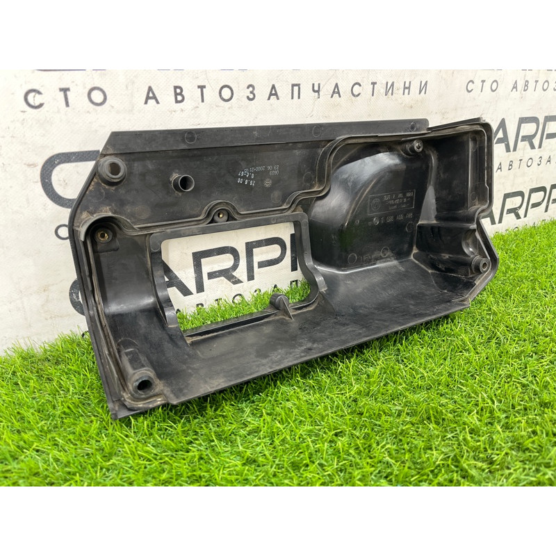 Корпус воздушного фильтра (впускная система) BMW 5-series E39 13717785082