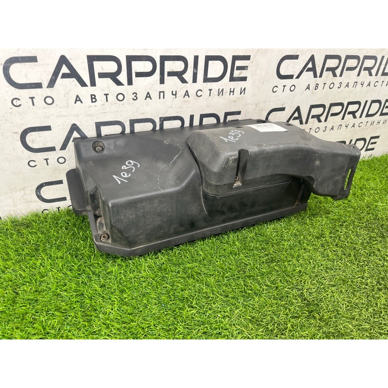 Корпус воздушного фильтра (впускная система) BMW 5-series E39 2001 M47D20 13717785082