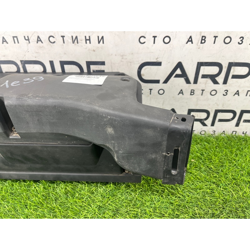 Корпус воздушного фильтра (впускная система) BMW 5-series E39 2001 M47D20 13717785082